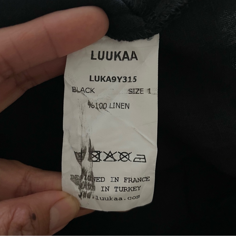 Luukaa Lagenlook Asymmetrical Cut Out Linen Buttoned Top - Picture 10 of 10